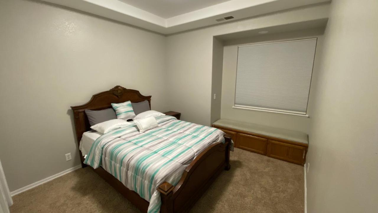 Beautiful Peaceful Desirable Home In Madera Rancho Extérieur photo
